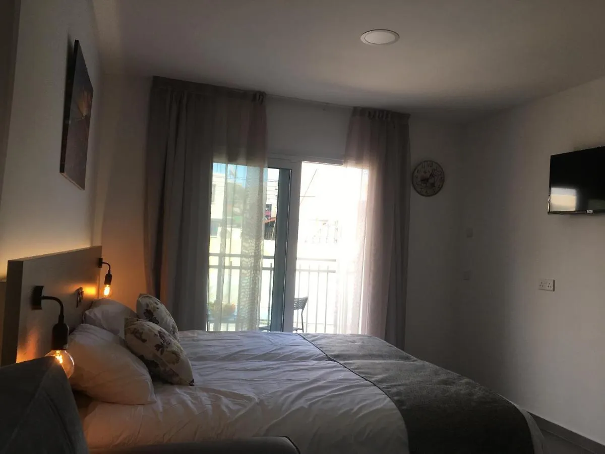 Ellenapa Apts & Studios Ayia Napa 0*,